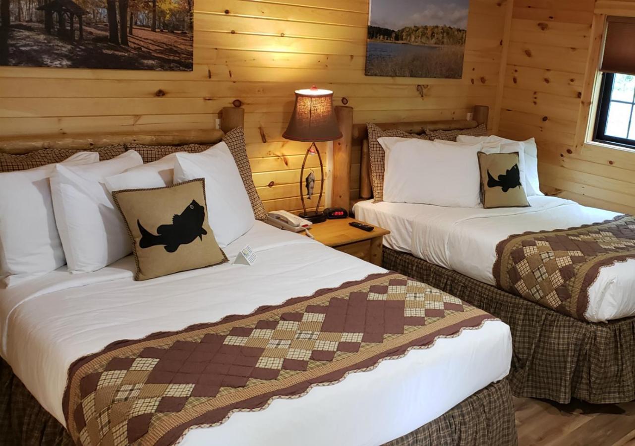 Potawatomi Inn & Cabins Ангола Номер фото
