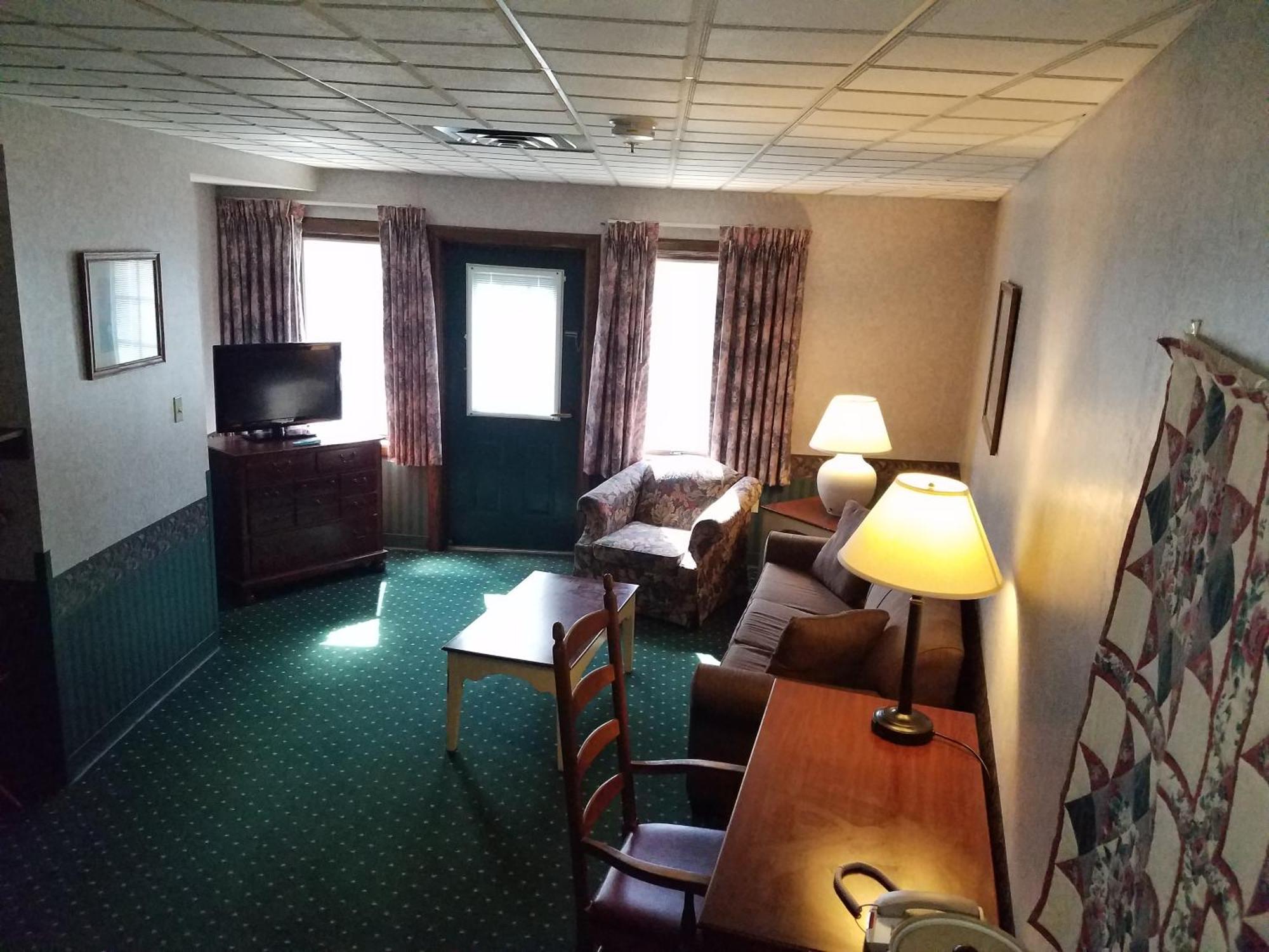 Potawatomi Inn & Cabins Ангола Номер фото